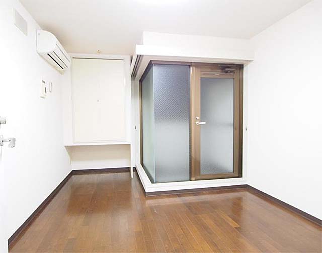 一棟マンション 15,500万円 利回り 6.82%